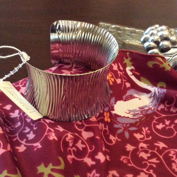 Jewelry - Cuff bracelet